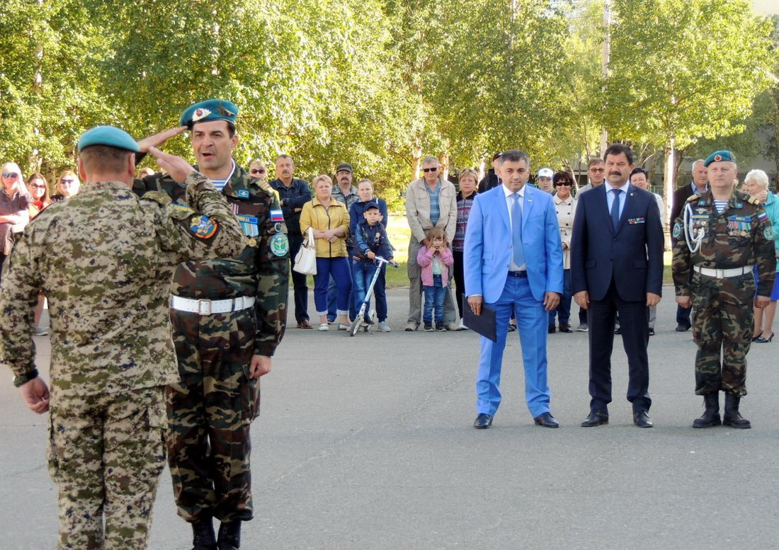 В Усинске прошли мероприятия, посвящённые празднованию дня Воздушно-десантных войск