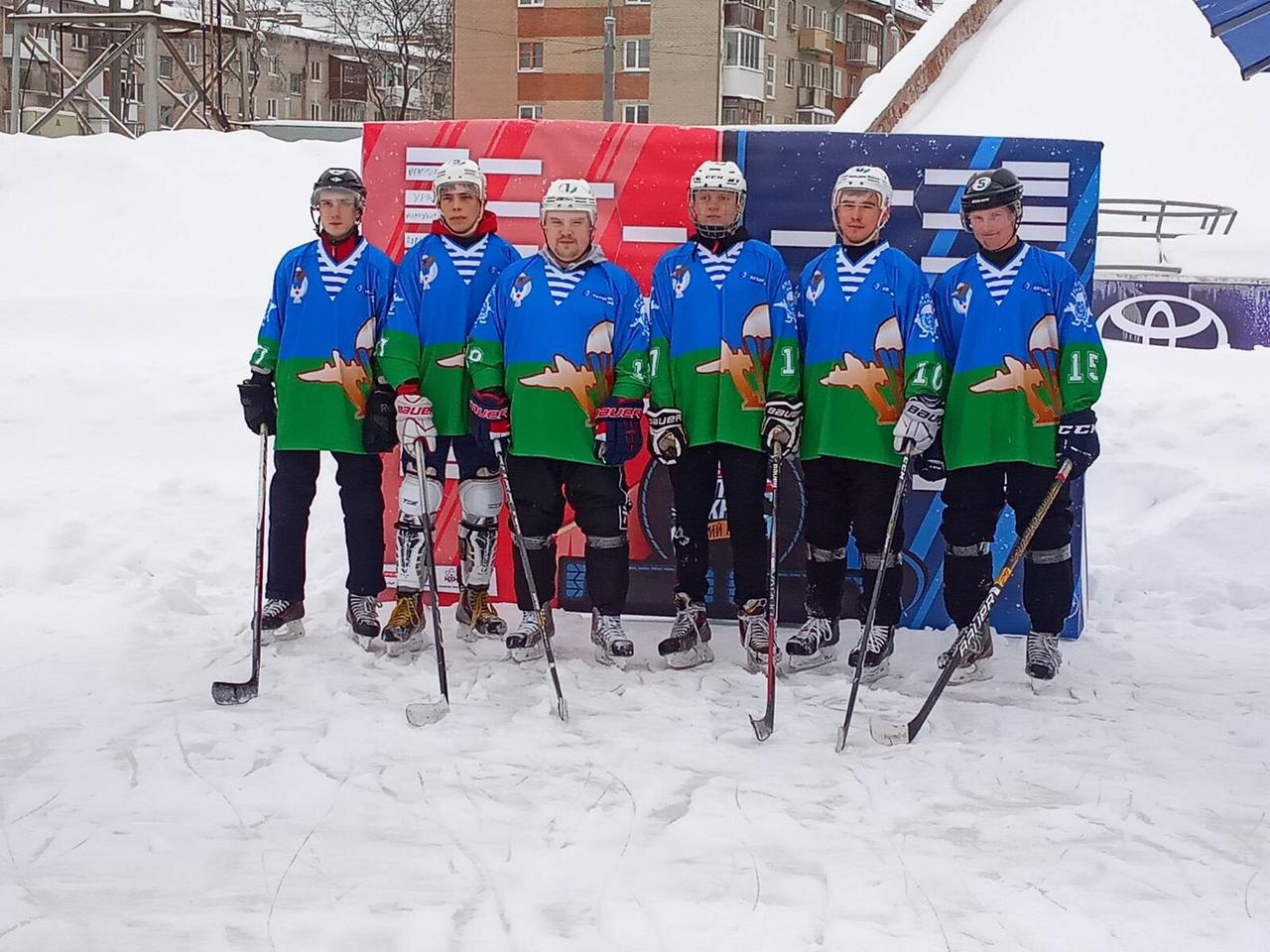 Команда по хоккею «Союза десантников Удмуртии» была официально приглашена на отборочный этап всероссийского хоккейного турнира «Red Bull шлем и краги» среди любительских хоккейных команд