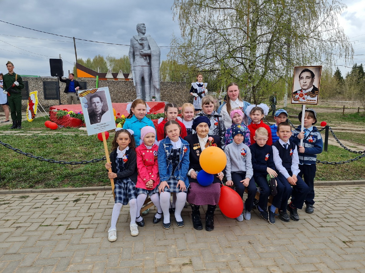 Члены «Союза десантников Удмуртии» поздравили фронтовика Евдокию Матвеевну Князеву со 101 Днём рождения!