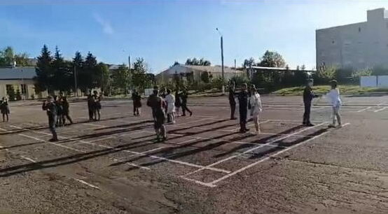 КУРСАНТЫ ЦВР «БЕРКУТ» ПРОСТИЛИСЬ СО ЗНАМЕНЕМ ЦЕНТРА
