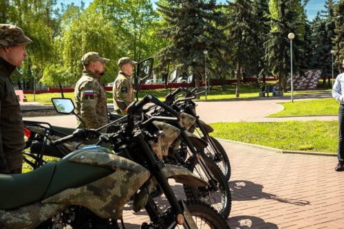 МОТОЦИКЛЫ УЕХАЛИ НА ФРОНТ