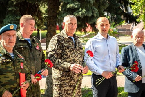 МОТОЦИКЛЫ УЕХАЛИ НА ФРОНТ