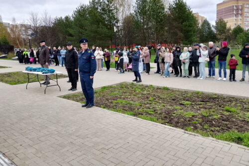 В КОСТРОМЕ КУРСАНТАМ ЦВР «БЕРКУТ», С ЧЕСТЬЮ ПРОШЕДШИМ КВАЛИФИКАЦИОННЫЕ ИСПЫТАНИЯ, ВРУЧЕНЫ ГОЛУБЫЕ БЕРЕТЫ